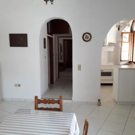 Apartment Vrodos House Aperathos