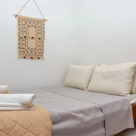Vrodos House *