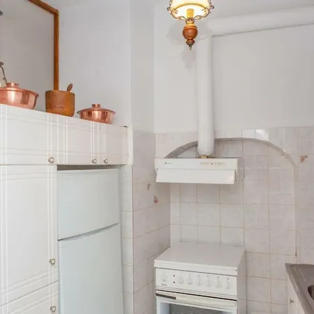 Апартаменты Vrodos Authetic Traditional Cycladic Home